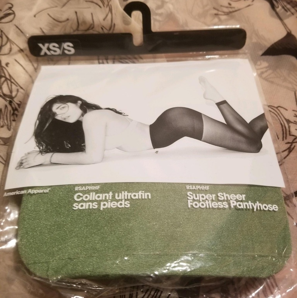NWT  AMERICAN APPAREL  SHEER FOOTLESS PANTHOSE